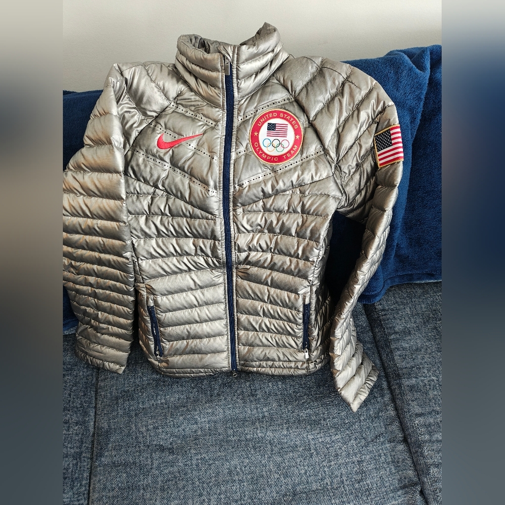 Nike Team USA Jacket (Like new, limited edition Olympic Team Jacket)